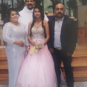 Meet your Posher, Alma